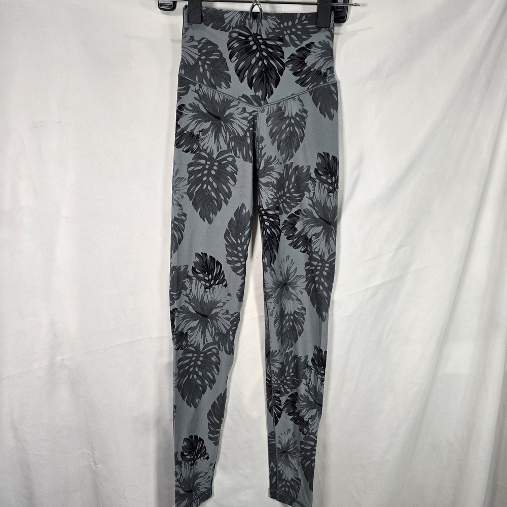Aerie Real Me Leggings Size XS High Waist Olive Paml Leaf Print